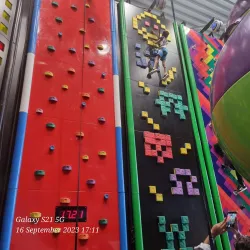 Slough Ice Arena - Slough