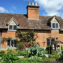 Shakespeare Birthplace Trust - Mary Arden's Farm - Solihull