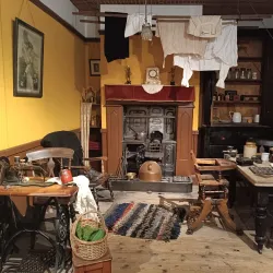 The Potteries Museum & Art Gallery - Stoke-on-Trent