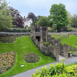 Guildford Castle - Sutton Green