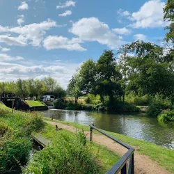 River Wey Navigation - Sutton Green