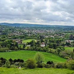 The Surrey Hills Area of Outstanding Natural Beauty - Sutton Green