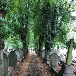 Tottenham Cemetery - Tottenham