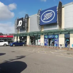 Tottenham Hale Retail Park - Tottenham