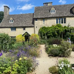 Cogges Manor Farm - Witney