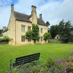 Cogges Manor Farm - Witney