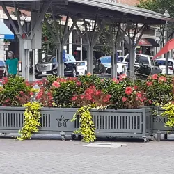 Roanoke Farmers Market - Roanoke