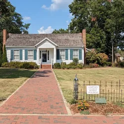 Helen Keller Birthplace (Ivy Green) - Tuscumbia