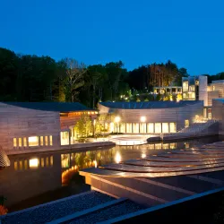 Crystal Bridges Museum of American Art - Bentonville