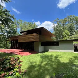 Crystal Bridges Museum of American Art - Bentonville