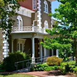 Peel Mansion Museum & Heritage Gardens - Bentonville