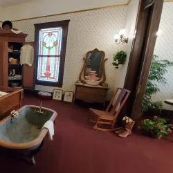 Miss Laura's Visitor Center and Museum - Fort Smith