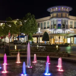 The Pinnacle Hills Promenade - Rogers