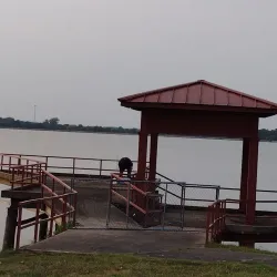 Lake Saracen - White Hall