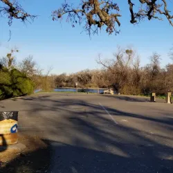 Anderson River Park Fishing Area - Anderson