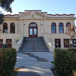 Beaumont Library - Beaumont