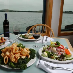 The Birds House (Tides Wharf) - Bodega Bay