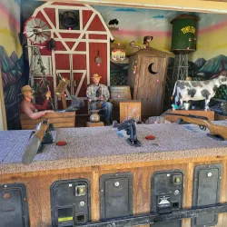 Tom's Farms - Corona