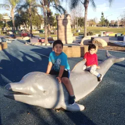 Fontana Park - Fontana