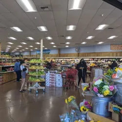 Fremont Hub Shopping Center - Fremont