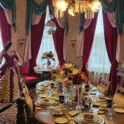 Meux Home Museum - Fresno