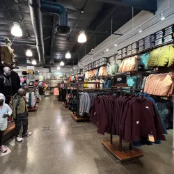 Gilroy Premium Outlets - Gilroy