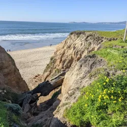 Half Moon Bay Coastside Trail - Half Moon Bay