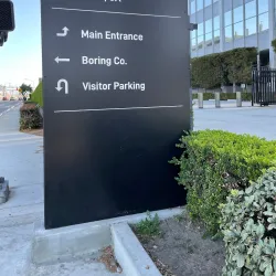 SpaceX Headquarters - Hawthorne