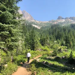 Blue Lakes Trail - Lakeport
