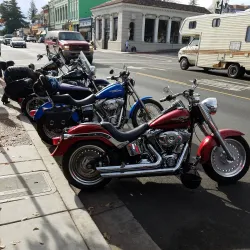 Clear Lake Tasting Room - Lakeport