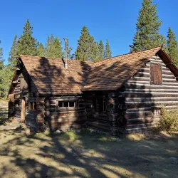 Mammoth Museum at the Hayden Cabin - Mammoth Lakes