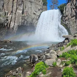 Rainbow Falls - Mammoth Lakes