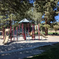 Shady Rest Park - Mammoth Lakes