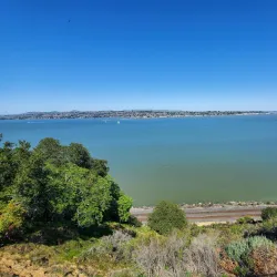 Carquinez Strait Regional Shoreline - Martinez