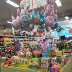 Gateway Plaza Shopping Center - Norwalk