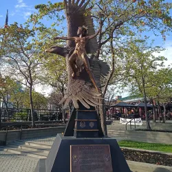 Jack London Square - Oakland