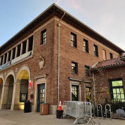 Redwood City Public Library - Redwood City