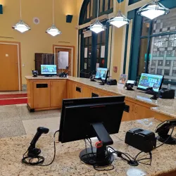 Redwood City Public Library - Redwood City