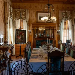 Heritage House - Riverside