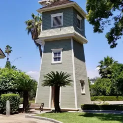 Heritage House - Riverside