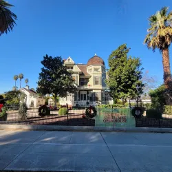 Heritage House - Riverside