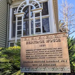 Heritage House - Riverside