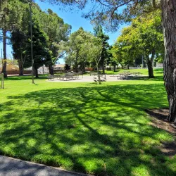 Manor Park - San Leandro