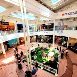 MainPlace Mall - Santa Ana