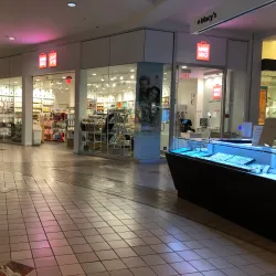 MainPlace Mall - Santa Ana