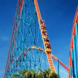 Six Flags Magic Mountain - Santa Clarita