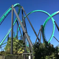Six Flags Magic Mountain - Santa Clarita