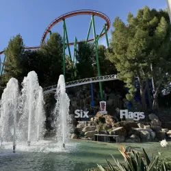 Six Flags Magic Mountain - Santa Clarita