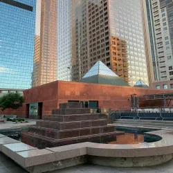 Santa Monica Museum of Art (now known as the Institute of Contemporary Art, Los Angeles) - Santa Monica