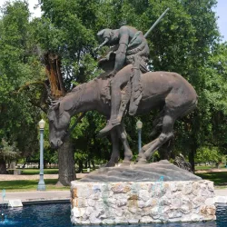 Mooney Grove Park - Tulare